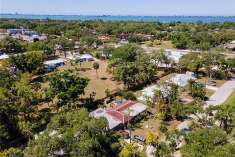 Commercial property in Sarasota, Florida 437.94 sq.m. № 2206361 - photo 5