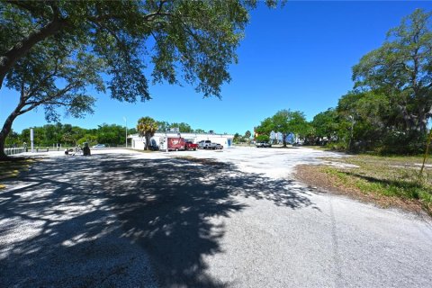 Commercial property in Sarasota, Florida 437.94 sq.m. № 2206361 - photo 13