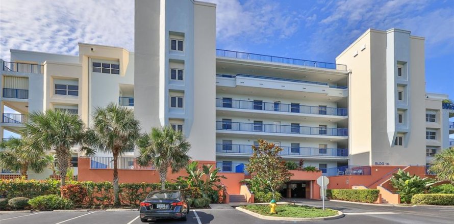 Condominio en New Smyrna Beach, Florida, 3 dormitorios № 1338594