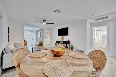 Immobilier commercial à vendre à Bradenton, Floride: 251.77 m2 № 1555300 - photo 22