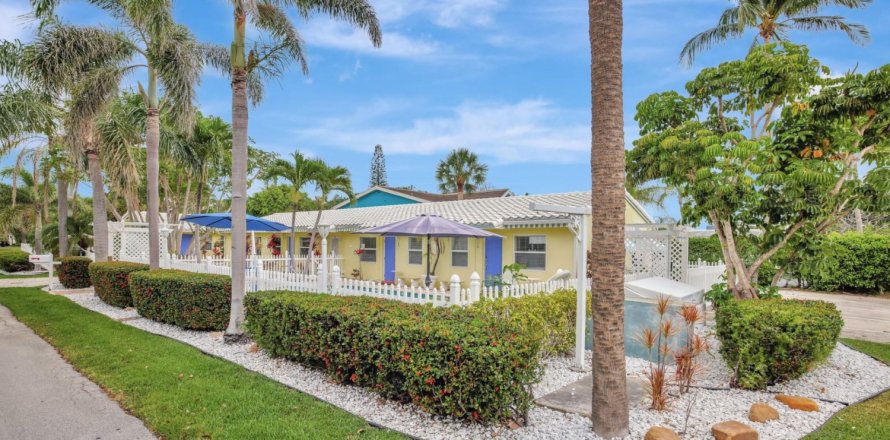 Hotel in Pompano Beach, Florida № 1182035