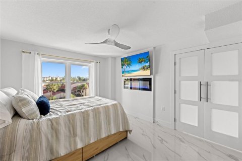 Copropriété à vendre à Saint Petersburg, Floride: 1 chambre, 69.21 m2 № 2430444 - photo 27