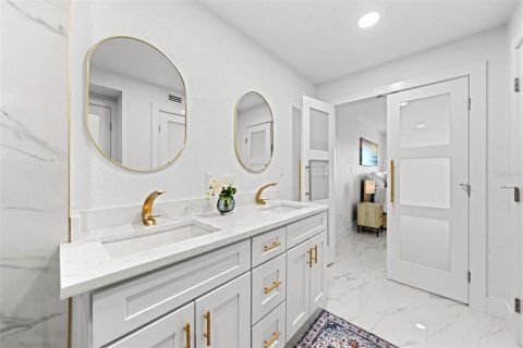 Copropriété à vendre à Saint Petersburg, Floride: 1 chambre, 69.21 m2 № 2430444 - photo 26