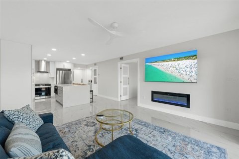 Copropriété à vendre à Saint Petersburg, Floride: 1 chambre, 69.21 m2 № 2430444 - photo 17