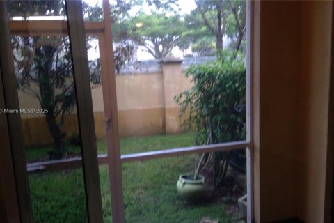 Купить таунхаус в Норт-Лодердейл, Флорида 3 спальни, 130.43м2, № 1897167 - фото 10