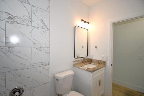 House in Poinciana, Florida 3 bedrooms, 139.35 sq.m. № 2324784 - photo 17