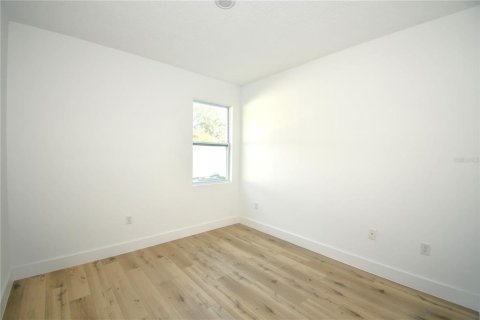 House in Poinciana, Florida 3 bedrooms, 139.35 sq.m. № 2324784 - photo 18