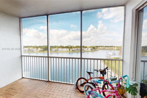 Apartamento en Doral, Florida 3 dormitorios, 157.93 m2 № 2029895