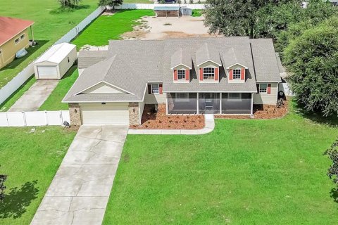 House in Thonotosassa, Florida 3 bedrooms, 245.26 sq.m. № 2349460
