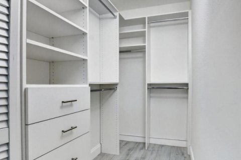 Condo in Delray Beach, Florida, 2 bedrooms  № 2269774 - photo 17