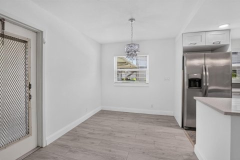 Condo in Delray Beach, Florida, 2 bedrooms  № 2269774 - photo 10