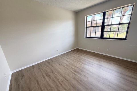 Condo in Port Charlotte, Florida, 2 bedrooms  № 2238872 - photo 14