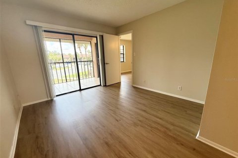 Condo in Port Charlotte, Florida, 2 bedrooms  № 2238872 - photo 10