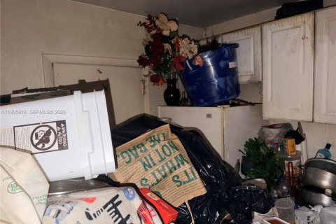 Купить кондоминиум в Лодердейл-Лейкс, Флорида 2 спальни, 102.19м2, № 2058146 - фото 15