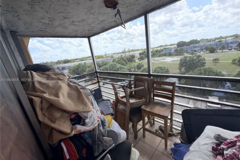 Купить кондоминиум в Лодердейл-Лейкс, Флорида 2 спальни, 102.19м2, № 2058146 - фото 11