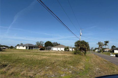 Terreno en venta en Cape Coral, Florida № 1555889 - foto 3