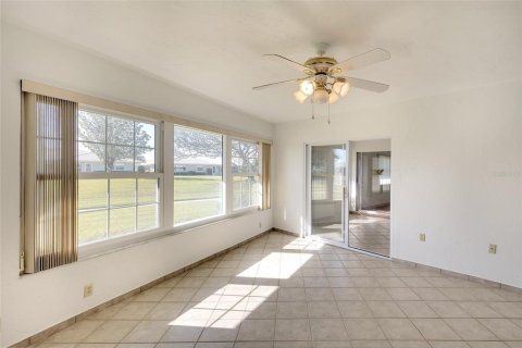 House in Bradenton, Florida 2 bedrooms, 200.02 sq.m. № 2100873 - photo 13