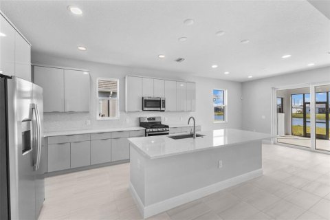 House in Sarasota, Florida 4 bedrooms, 211.17 sq.m. № 1566228 - photo 15