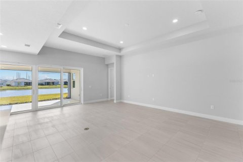 House in Sarasota, Florida 4 bedrooms, 211.17 sq.m. № 1566228 - photo 7