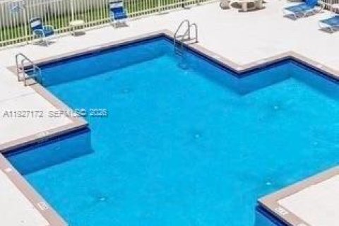 Adosado en venta en Homestead, Florida, 2 dormitorios, 123.47 m2 № 1986116 - foto 19