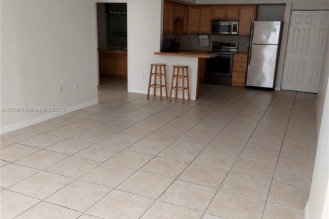 Condominio en alquiler en Miami, Florida, 1 dormitorio, 80.82 m2 № 1944820 - foto 29