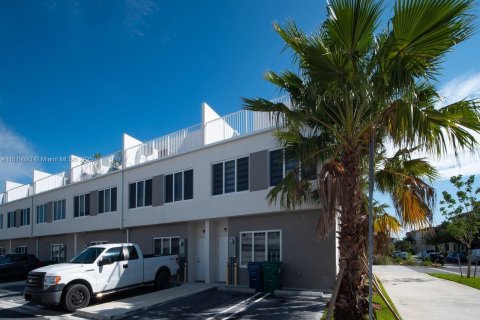 Adosado en venta en Homestead, Florida, 4 dormitorios, 129.88 m2 № 1776469 - foto 26