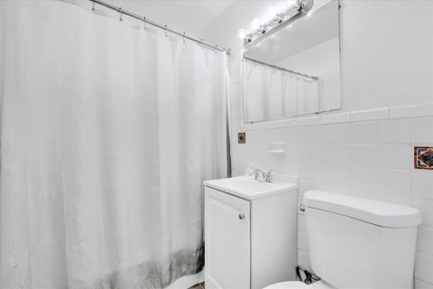 Villa ou maison à vendre à DeLand, Floride: 3 chambres, 159.42 m2 № 1565131 - photo 11