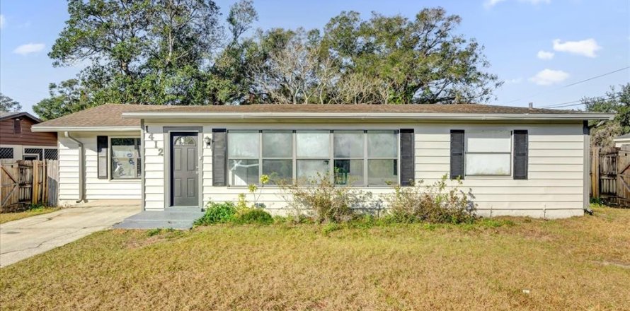 Villa ou maison à DeLand, Floride 3 chambres, 159.42 m2 № 1565131