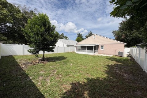 Villa ou maison à louer à Orlando, Floride: 3 chambres, 123.37 m2 № 2406816 - photo 25