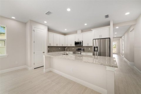 Villa ou maison à vendre à Summerfield, Floride: 4 chambres, 191.1 m2 № 1911473 - photo 18