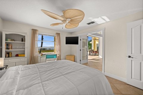 Купить виллу или дом в Кейп-Корал, Флорида 3 спальни, 211.45м2, № 1991475 - фото 25