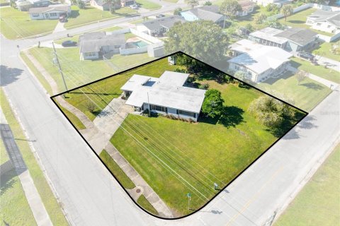 Villa ou maison à Kissimmee, Floride 2 chambres, 105.63 m2 № 2431127