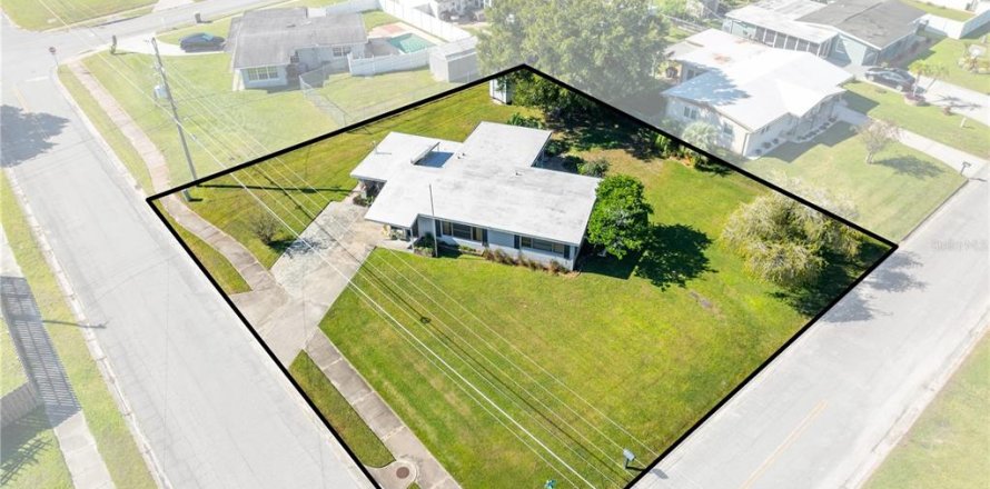 Villa ou maison à Kissimmee, Floride 2 chambres, 105.63 m2 № 2431127
