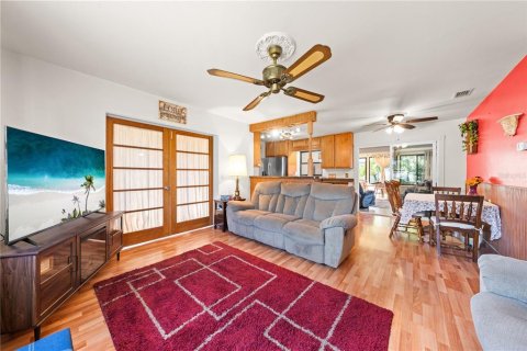 Villa ou maison à vendre à Kissimmee, Floride: 2 chambres, 105.63 m2 № 2431127 - photo 24