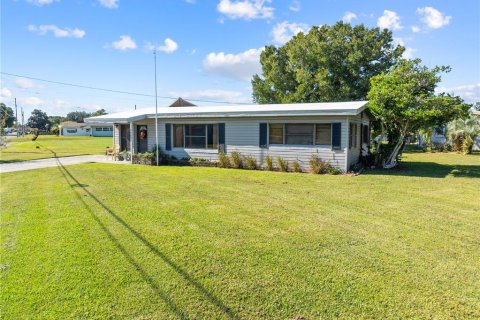 Villa ou maison à vendre à Kissimmee, Floride: 2 chambres, 105.63 m2 № 2431127 - photo 10