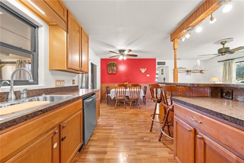 Villa ou maison à vendre à Kissimmee, Floride: 2 chambres, 105.63 m2 № 2431127 - photo 30