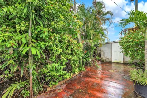 Villa ou maison à vendre à Miami, Floride: 3 chambres № 1930766 - photo 28