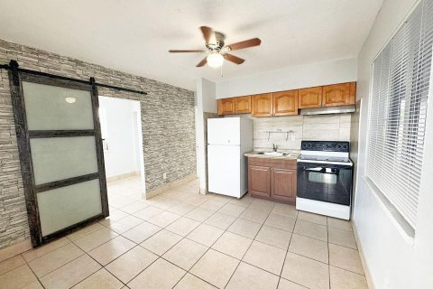 Copropriété à louer à Fort Lauderdale, Floride: 2 chambres, 466.83 m2 № 2340616 - photo 3