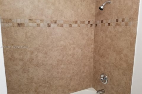 Casa en venta en Homestead, Florida, 3 dormitorios, 140.38 m2 № 2000325 - foto 14