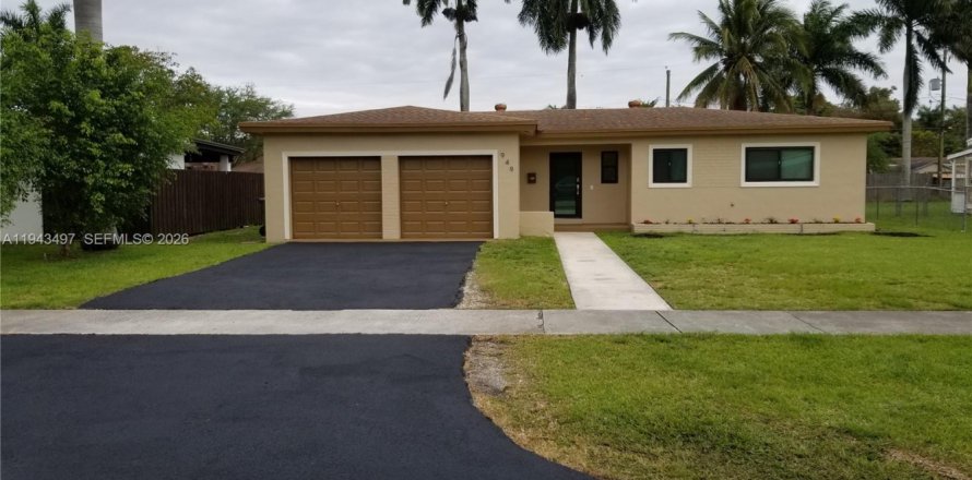 Casa en Homestead, Florida 3 dormitorios, 140.38 m2 № 2000325