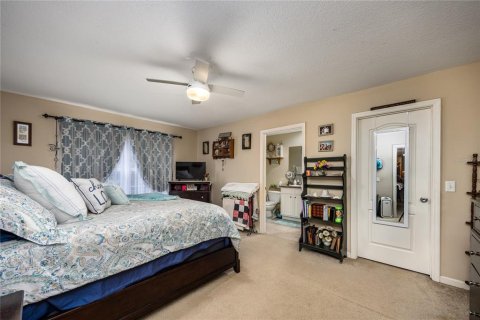 House in Lake City, Florida 3 bedrooms, 142.33 sq.m. № 1562463 - photo 20