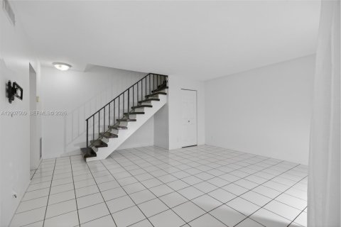 Copropriété à vendre à Palm Beach Gardens, Floride: 2 chambres, 102.56 m2 № 2072561 - photo 11