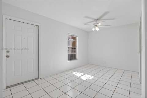 Copropriété à vendre à Palm Beach Gardens, Floride: 2 chambres, 102.56 m2 № 2072561 - photo 3