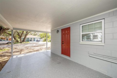 House in Tampa, Florida 2 bedrooms, 72 sq.m. № 1904721 - photo 7
