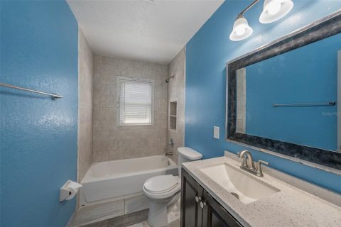House in Tampa, Florida 2 bedrooms, 72 sq.m. № 1904721 - photo 20