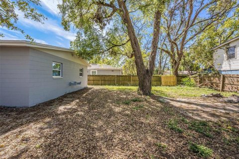 House in Tampa, Florida 2 bedrooms, 72 sq.m. № 1904721 - photo 23