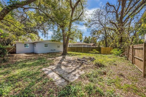 House in Tampa, Florida 2 bedrooms, 72 sq.m. № 1904721 - photo 24