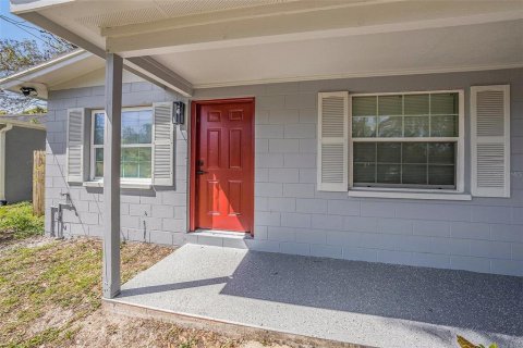 House in Tampa, Florida 2 bedrooms, 72 sq.m. № 1904721 - photo 6