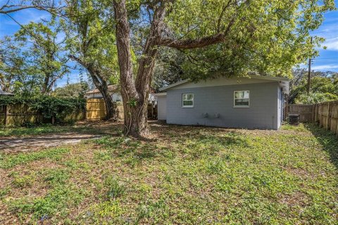 House in Tampa, Florida 2 bedrooms, 72 sq.m. № 1904721 - photo 25