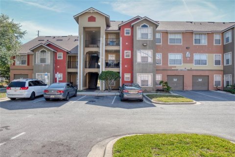 Condominio en venta en Kissimmee, Florida, 2 dormitorios, 95.32 m2 № 1636686 - foto 1